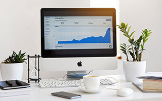 随着皇马1-2被绝杀，马竞4-2，西甲最新积分榜出炉！巴萨机会来了